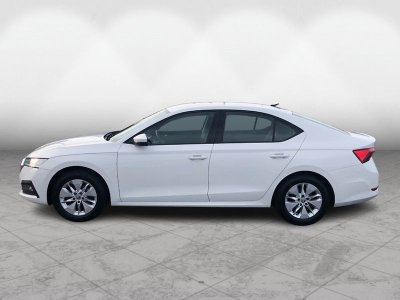Škoda Octavia 2.0 TDI Ambition - fotka 3 z 28