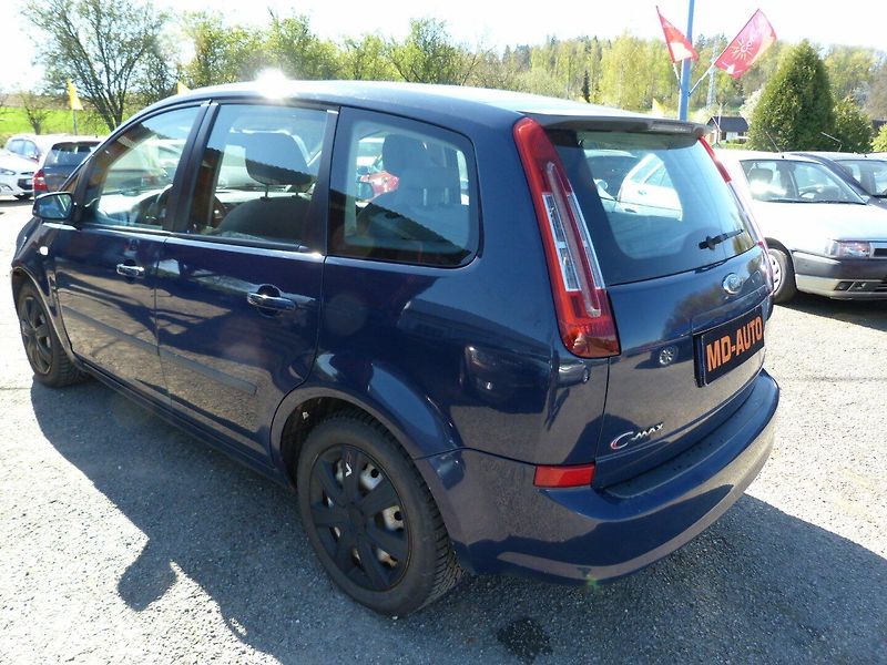 Ford C-MAX 1.8 TDCI - fotka 7 z 17