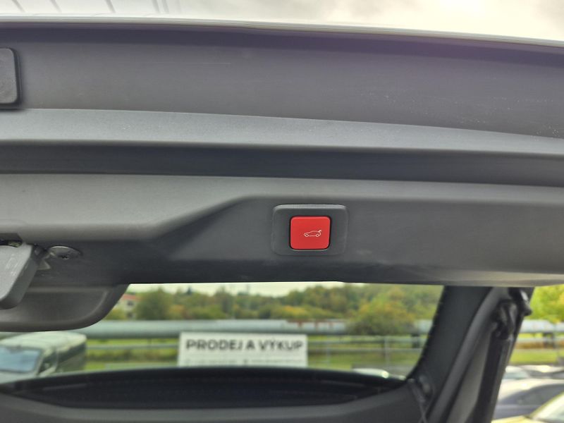 Peugeot 3008 (2026) GT Hybrid 145 e-DCS6  - fotka 12 z 21