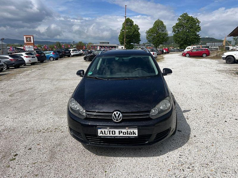Volkswagen Golf 1,4 16V - fotka 1 z 14