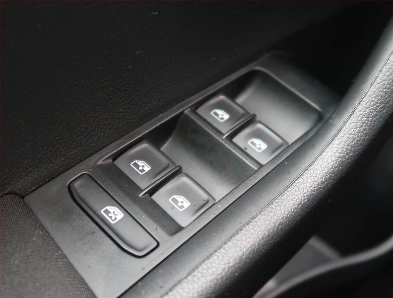 Škoda Fabia (2019) Style 1.0 TSI, ČR,1.maj - fotka 17 z 17