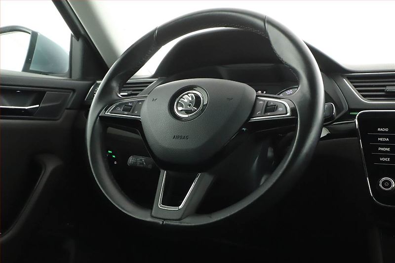 Škoda Superb (2018) Laurin&Klement 2.0 TDI - fotka 28 z 29