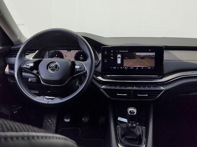 Škoda Octavia (2023) Combi Style Plus  2,0 Tdi 110 - fotka 6 z 42