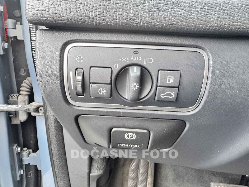 Volvo XC60 (2009) 2.4D AWD, AT, park.čidla - fotka 14 z 15