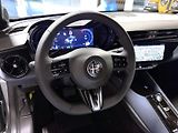Alfa Romeo Junior (2026) Ibrida 1.2 Turbo Hybrid 145k * - náhled 14