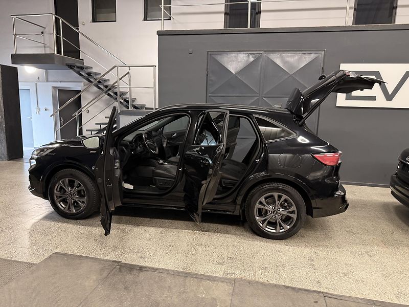 Ford Kuga (2022) 2.5 HYBRID, 4x4,ST-LINE, - fotka 22 z 50