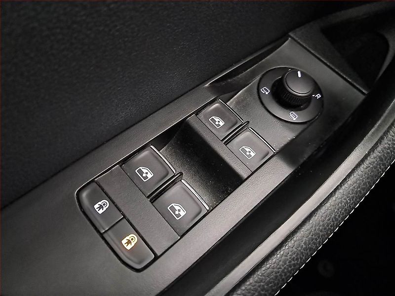 Škoda Superb (2019) 2.0 TDI, Automat, Serv.kniha - fotka 18 z 21