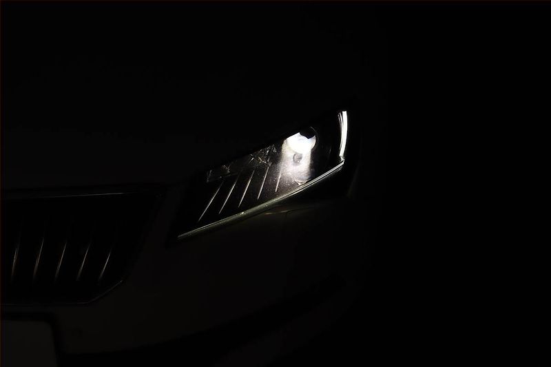 Škoda Superb (2016) Laurin&Klement 2.0 TDI - fotka 28 z 30