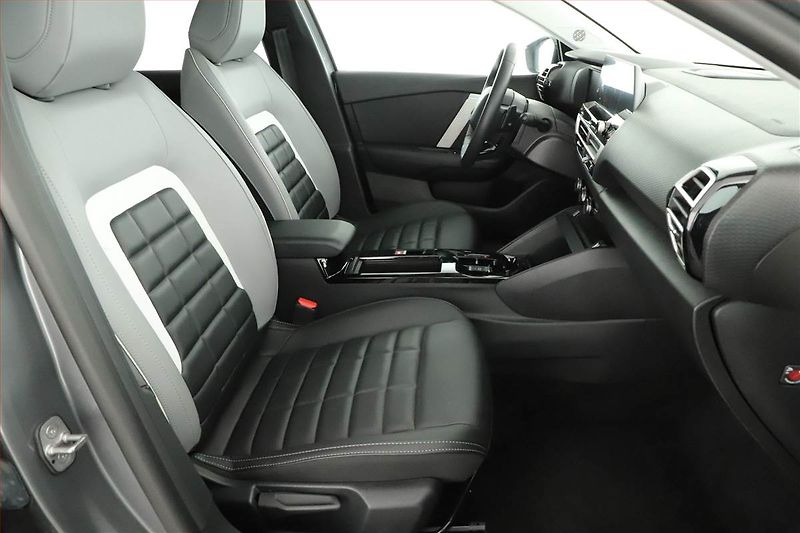 Citroën C4 (2025) 1.2 PureTech - fotka 7 z 17