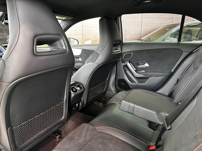 Mercedes-Benz Třídy A (2023) A 200 D - fotka 28 z 30