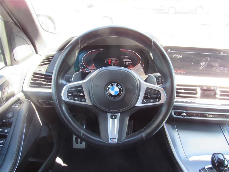 BMW X5 3,0 D xDrive30D M-Paket - fotka 12 z 34