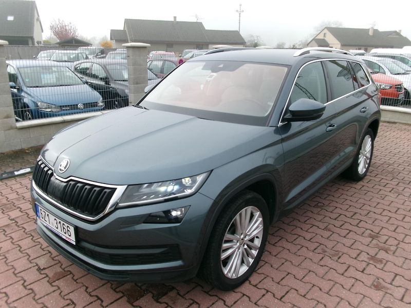 Škoda Kodiaq (2018) 2,0TSI 4x4 DSG NAVI ALU ČR - fotka 2 z 55