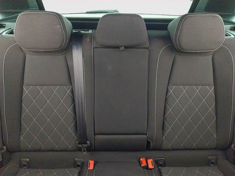 Škoda Karoq (2019) Sportline 1.6 TDI, Automat - fotka 10 z 21