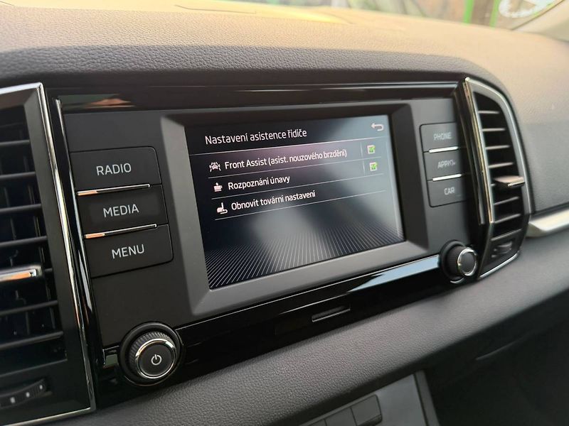 Škoda Karoq Ambition 2,0 TDI 85 kW 6° MP - fotka 14 z 37