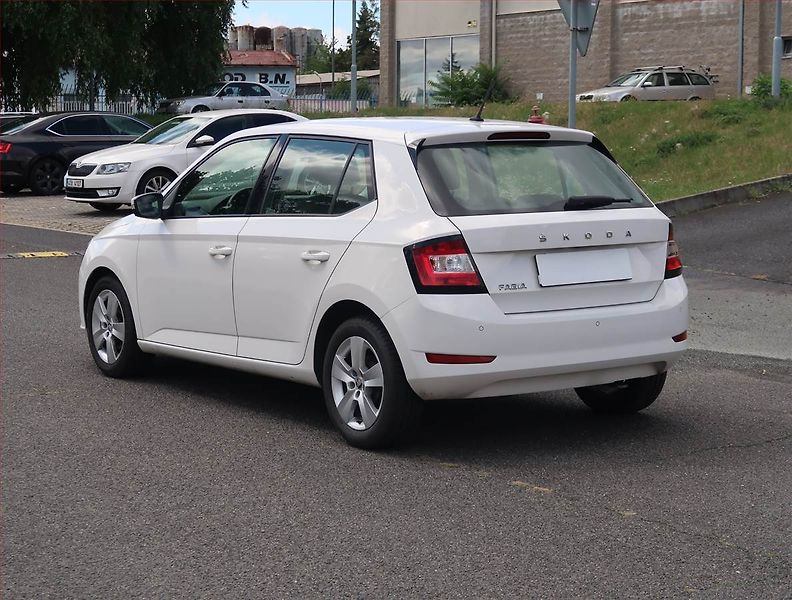 Škoda Fabia (2021) Ambition 1.0 TSI, ČR,1.maj - fotka 4 z 17
