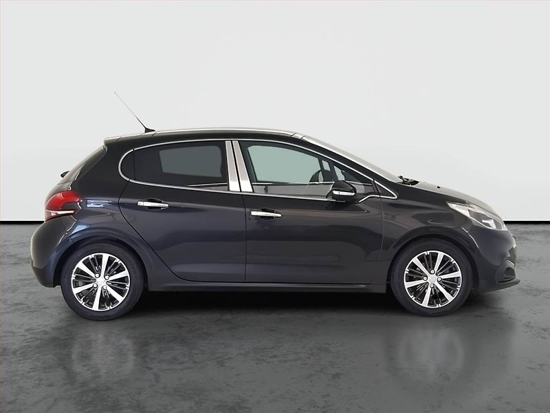 Peugeot 208 (2016) 1.2 PureTech, Navi, Tempomat - fotka 6 z 19