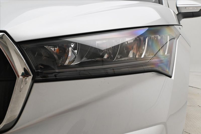 Škoda Enyaq iV 60 132 kW SoH 89% Záruka až - fotka 30 z 32