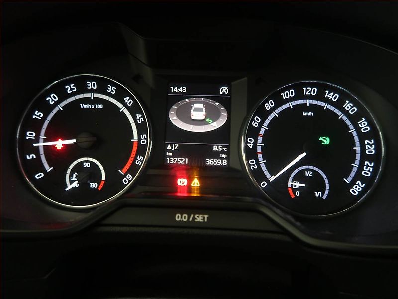 Škoda Octavia (2016) RS 2.0 TDI 4x4 DSG, 4X4 - fotka 11 z 16