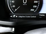 Volvo V60 CrossCountry D4 AWD // 4x4 - náhled 27