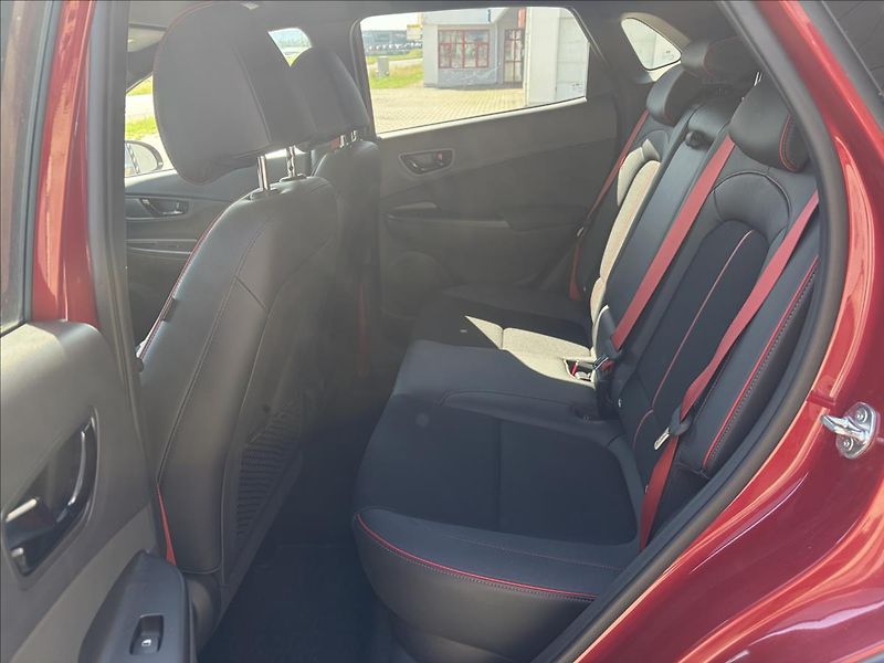 Hyundai Kona 1,0 T-GDI Style Premium - fotka 9 z 16
