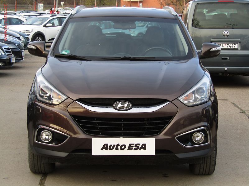 Hyundai ix35 (2015) 2.0 CRDi 4X4, Style, AT - fotka 2 z 19