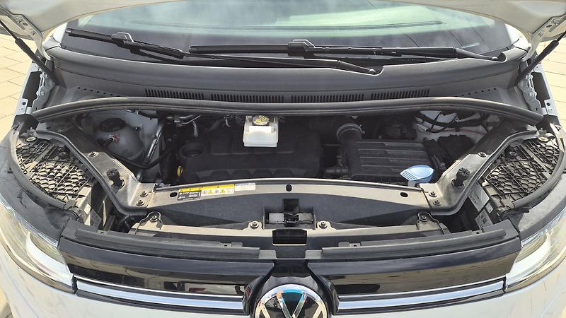 Volkswagen Transporter 2.0TSi MULTIVAN LIFE ČR 1.maj - fotka 21 z 23