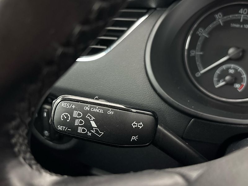Škoda Octavia Ambition DSG - fotka 22 z 27