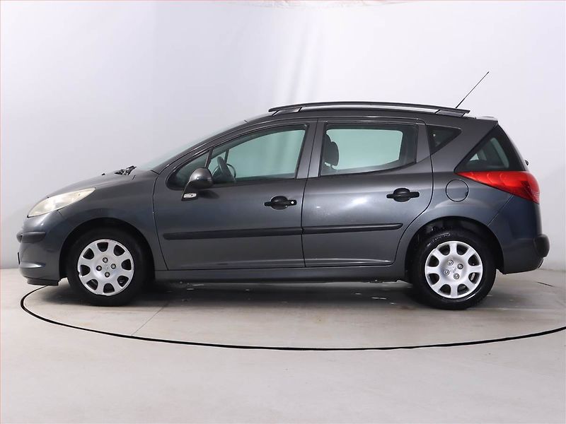 Peugeot 207 (2010) 1.4, Serv.kniha, jezdí výborně - fotka 3 z 14