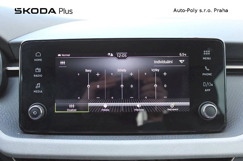Škoda Scala (2024) Top Selection 1,0 TSI 85kW - fotka 15 z 25