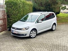 Volkswagen Touran 1,6 TDi  NAVI / kamera / ALU - fotografie inzerátu
