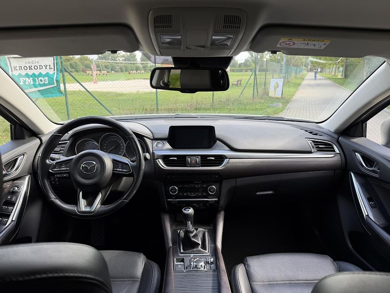 Mazda 6 2.0  Exclusive-Line FACELIFT - fotka 26 z 32