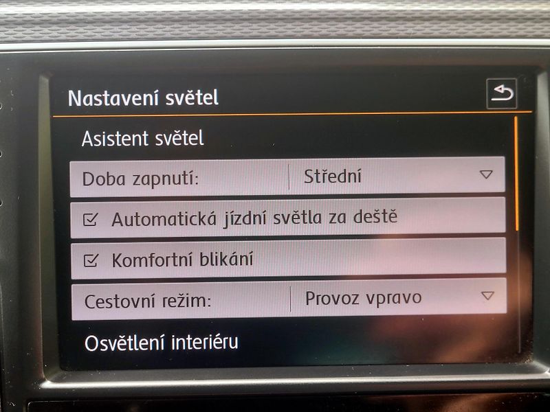 Volkswagen Golf Sportsvan TSi LOUNGE *SERV.KN. WEBASTO - fotka 56 z 69
