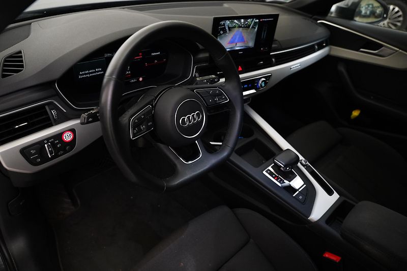 Audi A4 - fotka 5 z 6