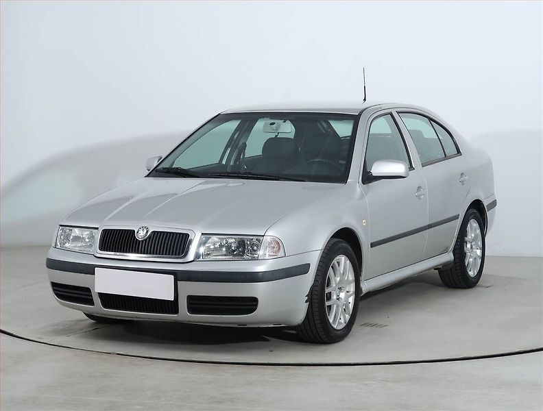 Škoda Octavia (2004) 1.9 TDI, po STK, Tažné - fotka 2 z 16