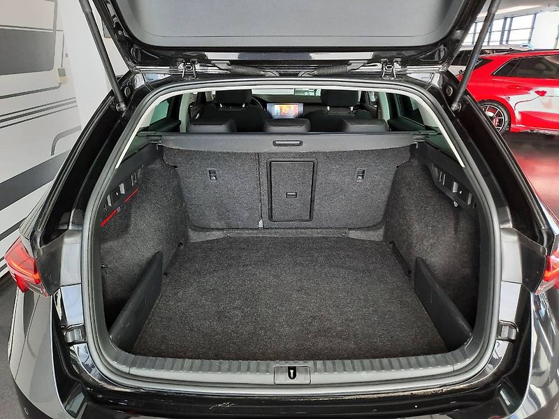 Škoda Octavia (2022) Combi 2.0 TDI (110kW/150k) - fotka 27 z 29