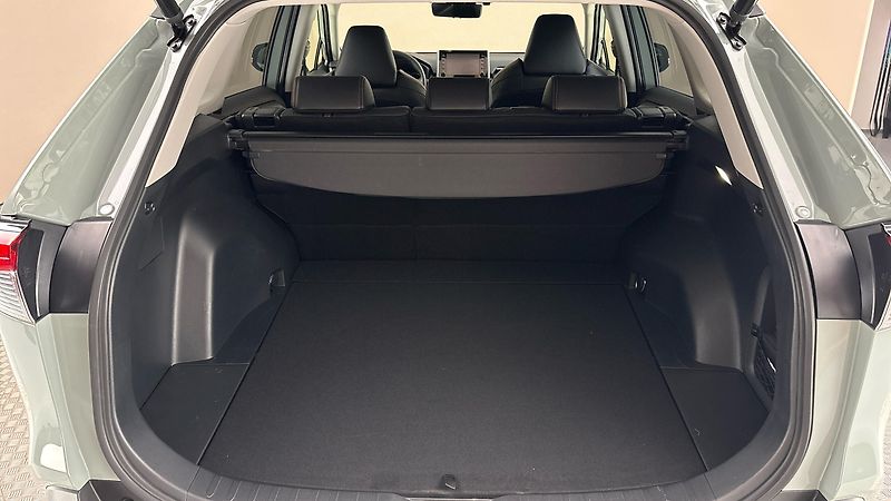 Toyota RAV4 2.5 Hybrid AUT 4WD Adventure - fotka 17 z 30