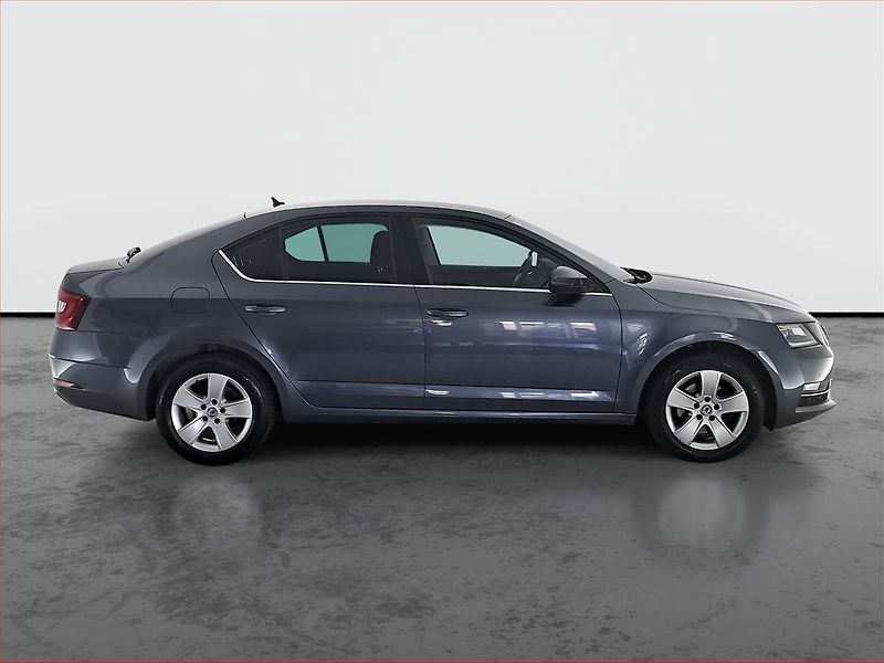 Škoda Octavia (2018) Style 2.0 TDI, Navi, Tempomat - fotka 6 z 23