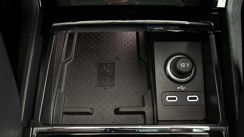 Škoda Karoq 2.0 TDI DSG 4x4 Style - fotka 21 z 27