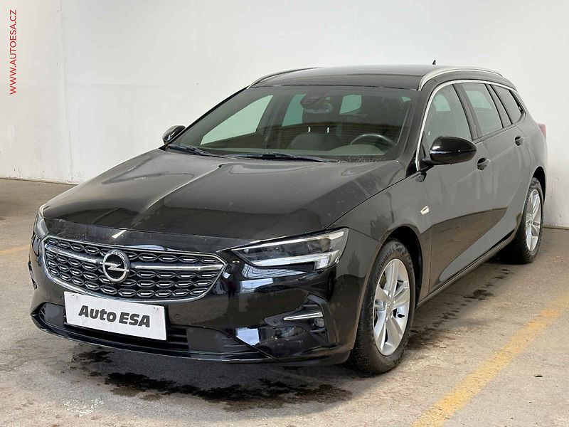 Opel Insignia (2022) 2.0 CDTI, 1.maj, AT, navi - fotka 3 z 17