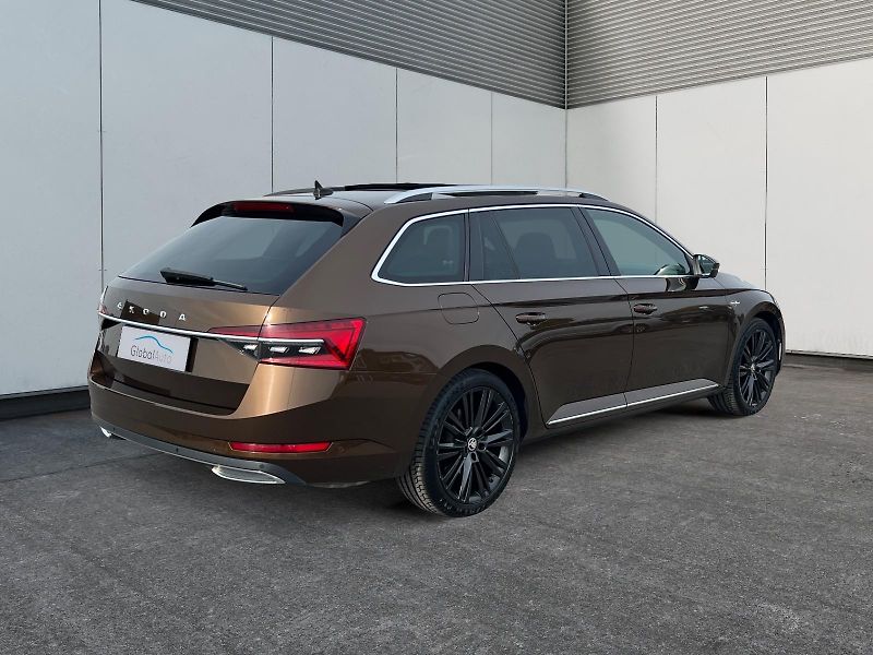 Škoda Superb (2023) L&K 140kW WEBASTO PANO TAŽNÝ - fotka 5 z 38