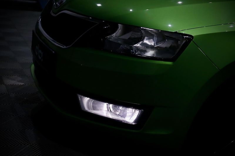 Škoda Rapid Spaceback 1.2 TSI 81 kW - fotka 9 z 26