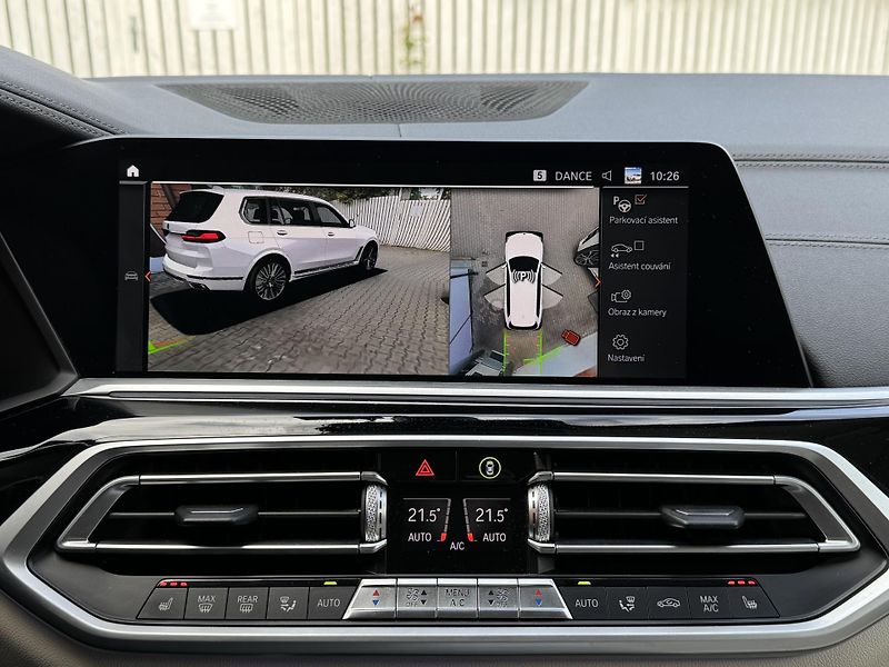 BMW X7 40xD-R22-SKY-LCD-NOČNÍ V-ČR - fotka 20 z 44