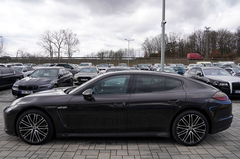 Porsche Panamera 3.6 V6/300PS/kůže/AT/xenony - fotka 3 z 37