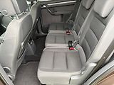 Volkswagen Touran 1.6TDI, 77kW, Tažné - náhled 7