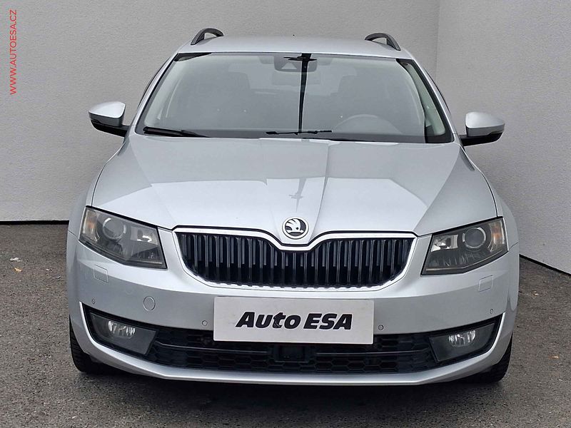 Škoda Octavia (2013) 2.0 TDi, Bixen, navi - fotka 2 z 19