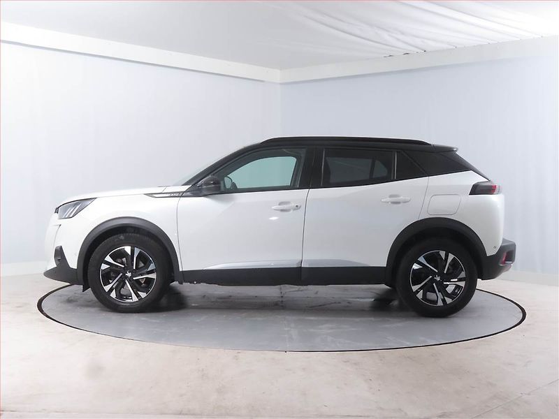 Peugeot 2008 (2022) 1.2 PureTech - fotka 3 z 15