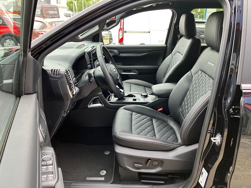 Ford Ranger (2026) Platinum, Dvojkabina, 3.0 EcoB - fotka 8 z 37