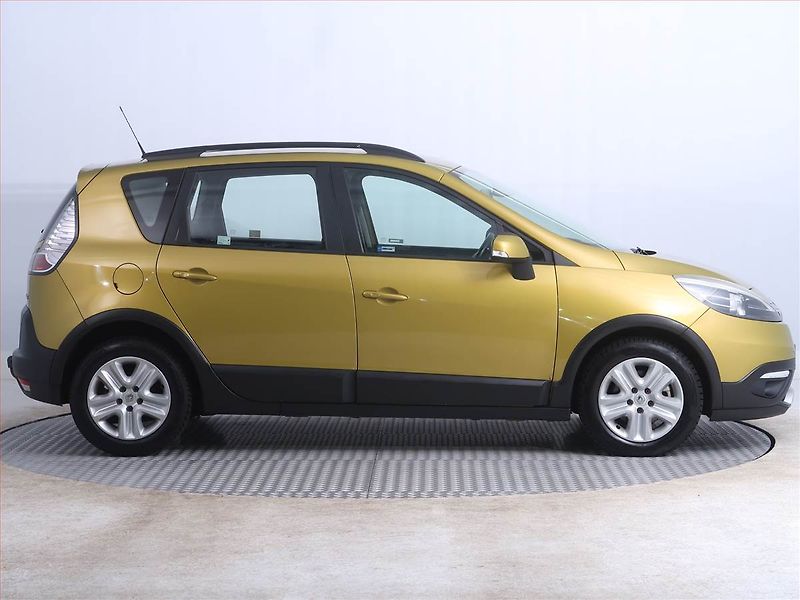Renault Scénic (2013) xMod Expression 1.5 dCi - fotka 6 z 16