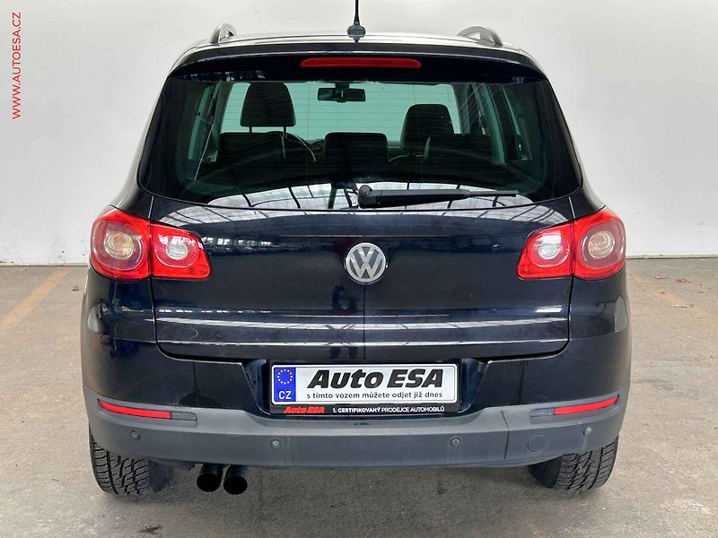 Volkswagen Tiguan (2009) 2.0TDi 4x4, 1.maj, Xenon, AC - fotka 5 z 17