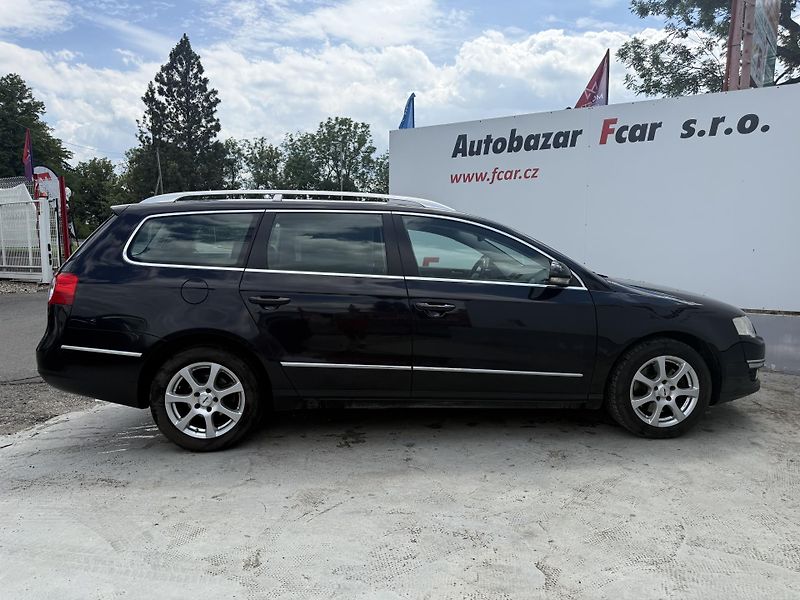 Volkswagen Passat (2009) 2.0 TDI Sportline  - fotka 9 z 21